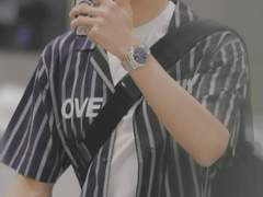 이제노 질투하라고