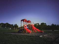 [밤공기] 놀이터 - 이사