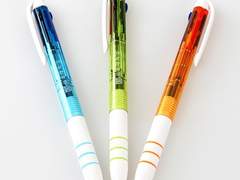 3색 볼펜