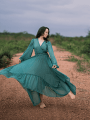 [달은 대지에 구른다]