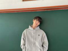 히얼 아이 엠 03