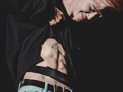 남사친 복근만진썰..