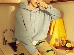 별처럼 수많은 사람들 그 중에 그대를