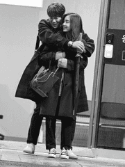 의사와 경찰 , 그 사이 어딘가