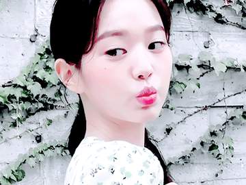 𝐌𝐚𝐠𝐞𝐧𝐭𝐚