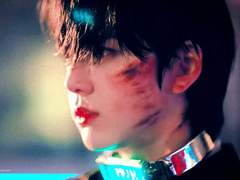 어느날 사라졌던 걔가 나타났는데, 난 걔랑 비슷하게 생긴 얘랑 사귀는 중