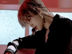 레드 앤 화이트 02