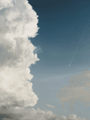 유난히 맑은 하늘