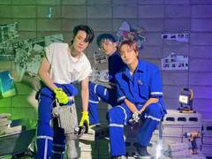 이 씨 수인들 싸움에 내 등 터진다