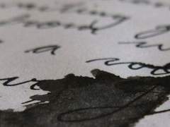 𝓟𝓸𝓾𝓻 𝓫𝓵𝓪𝓬𝓴 𝓲𝓷𝓴 𝓲𝓷𝓽𝓸 𝓭𝓲𝓼𝓽𝓸𝓻𝓽𝓮𝓭 𝓵𝓸𝔂𝓪𝓵𝓽𝔂 𝓪𝓷𝓭 𝓼𝓶𝓲𝓵𝓮.