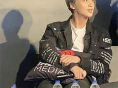 그냥 뭔가... 이동혁?