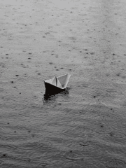 가랑비에 옷 젖는 줄 모른다