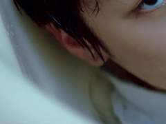 그리고 나는 그의 우울을 사랑했다.