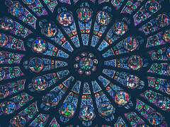 첫 영성체 모시는 폴