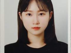 1. 작가 사진 이미지