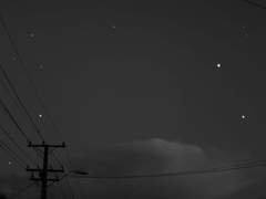 騷亂 속에서도 고요는 온다