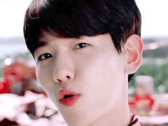 백현 빙의글 - 불공평해 01.