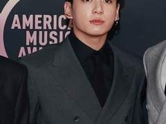 여직원들에게는 칼같이 단호하면서 나한테만 느슨해지는 아저씨 +