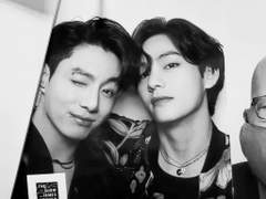 Fluffy Forest Green - 1/2