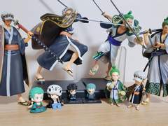 서랍 속의 로우조로 피규어