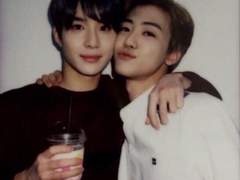 정우 얼굴탐구 사진전