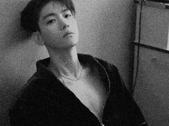 [변백현 빙의글] 대학생 여주×성인 백현