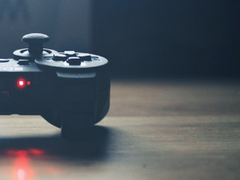 게임초짜들이 게임속에 갇히면 생기는 일 [2화]