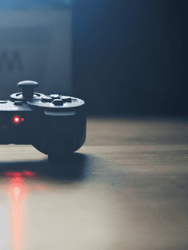 게임 초짜들이 게임속에 갇히면 생기는 일