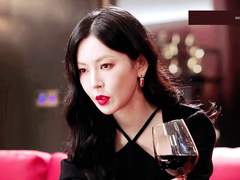 퀸은 킹을 사랑하지 않는다.