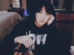 [전정국 빙의글]얼음은 넣으라고 있는 것中