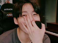 [전정국] 룸메이트 上