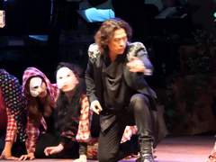 무대 뒤/이도은