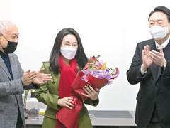 부르주아 정치의 현실과 신지예