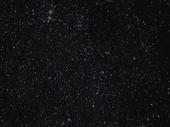 다 타버린 양초의 희미한 향기.