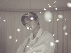 봄을 떠올리면 네가 따라온다.