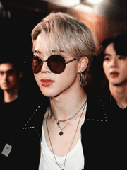 폐차장의 페라리 한 대