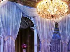 빛을 바라볼 수 없었으나