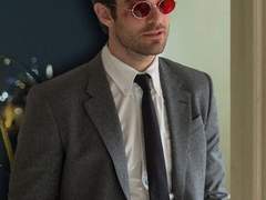 ‘데어데블’의 찰리 콕스는 롤모델이 될 준비가 되었다고 한다