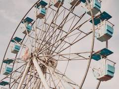 네 존재가 젖어들었다.