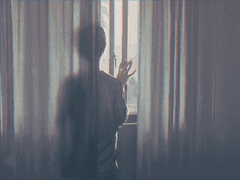 𝑳’𝑯𝒆𝒖𝒓𝒆 𝑩𝒍𝒆𝒖𝒆.