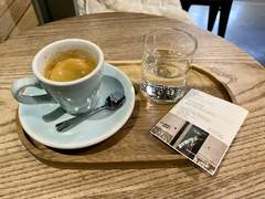 애크로매틱 커피 컴퍼니의 싱글 오리진 에스프레소 ☕️