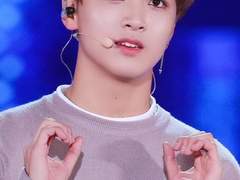 작은 여주를 건드리면