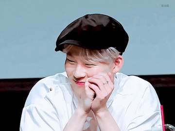 게임 방해하고 싶은 남친 고르기