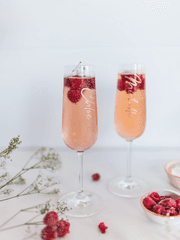 샴페인 잔, 구름 한 조각, 사탕 가루