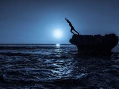 나 수영하고 싶은데, 수영장 못 들어가는 거 아니겠지!