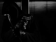 충성심보다 강한 우정