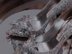 놀아나길 촌정은