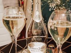 그럼요. 제 쓸모를 당신께 바칩니다.