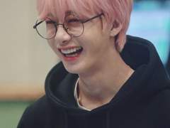 늑대들 사이 장미 한 송이 - 11