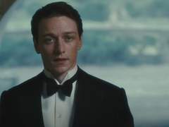 내게 돌아와 줘, 로비.